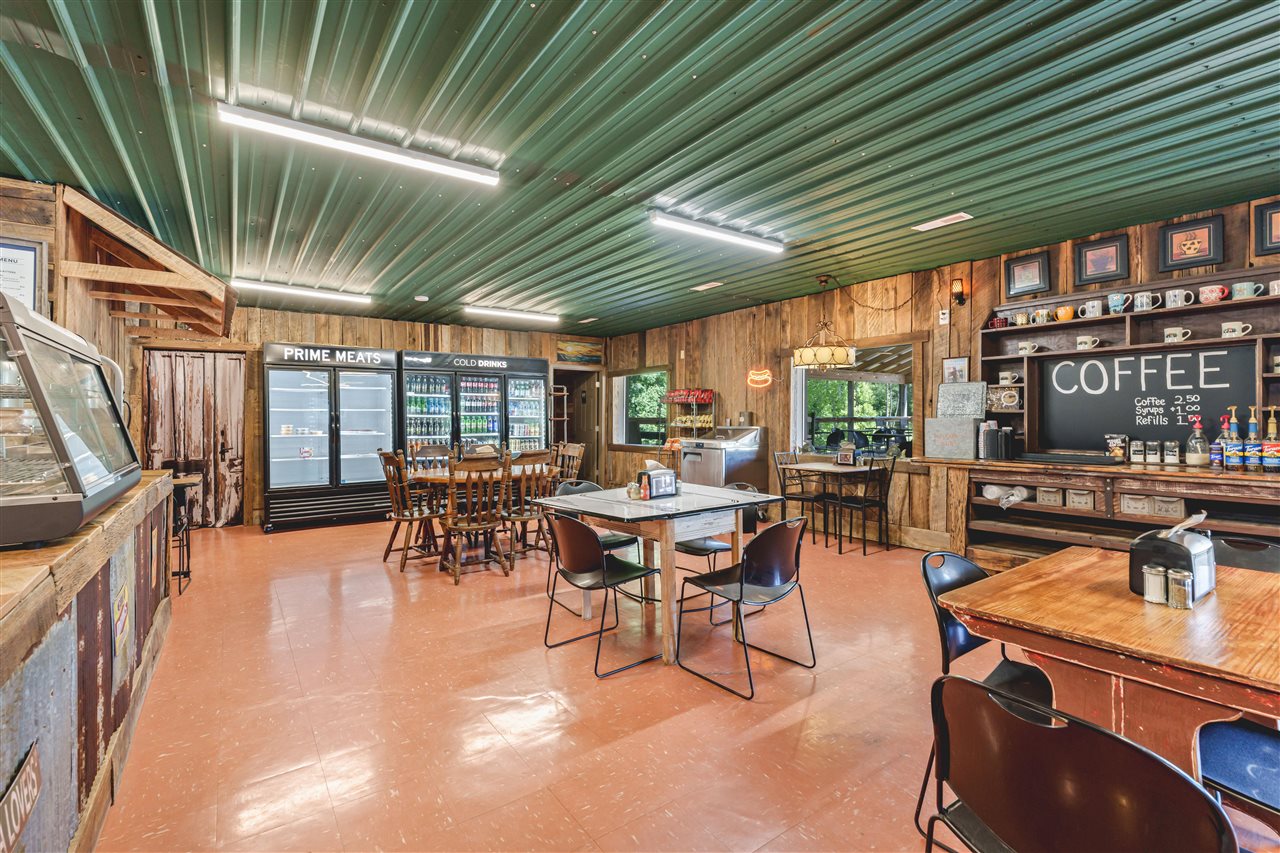 112 Wilderness Road