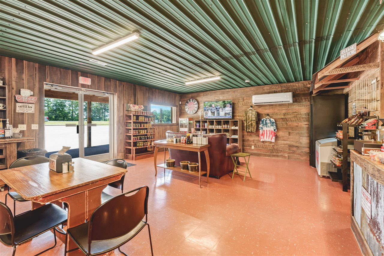 112 Wilderness Road