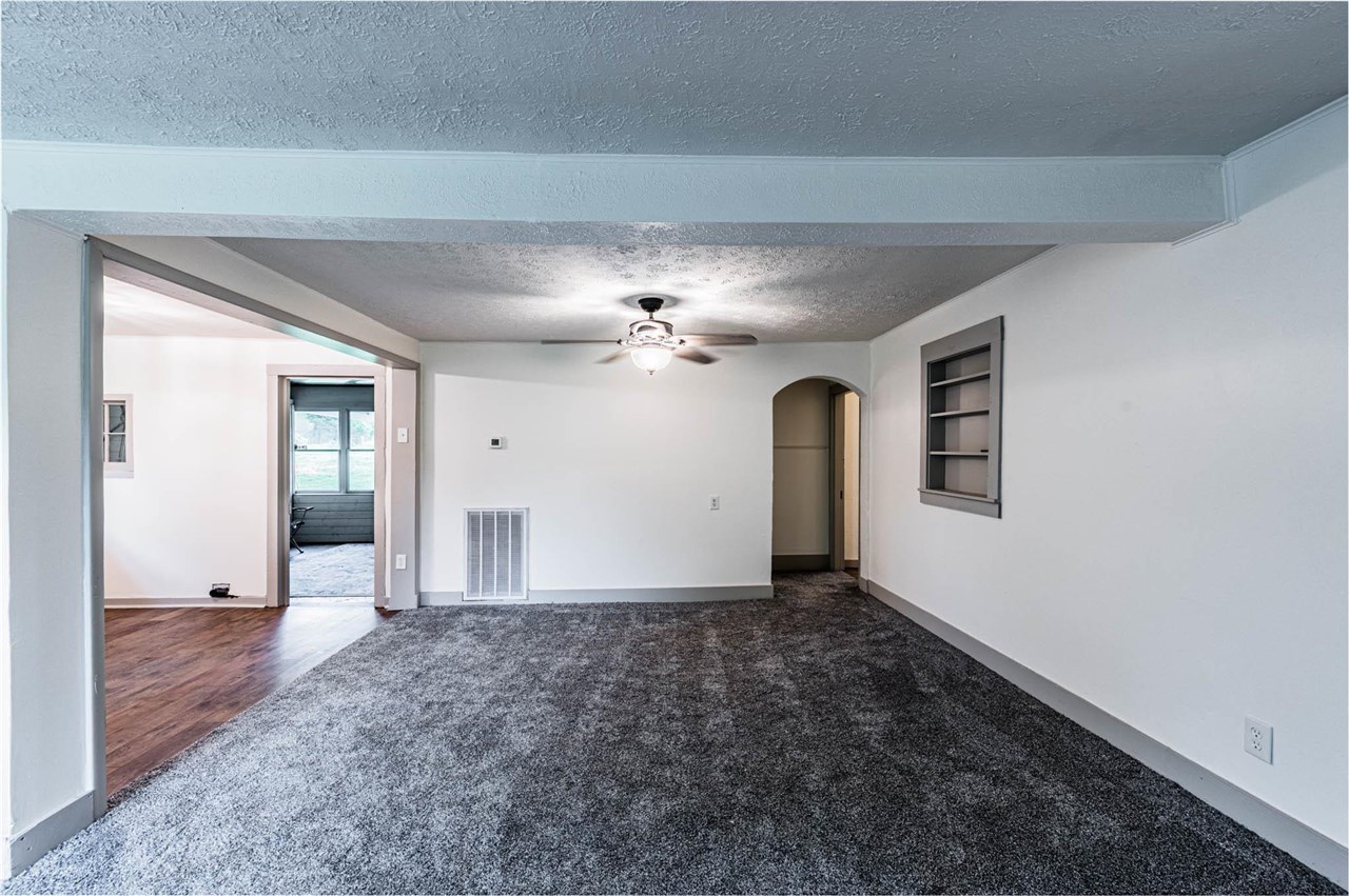 3920 Brownsville Road