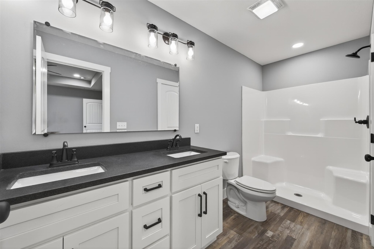 10299 Smiths Grove Scottsville Road