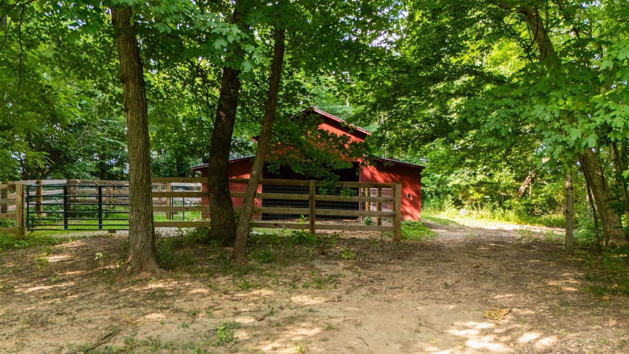 1314 Holland Brothers Road