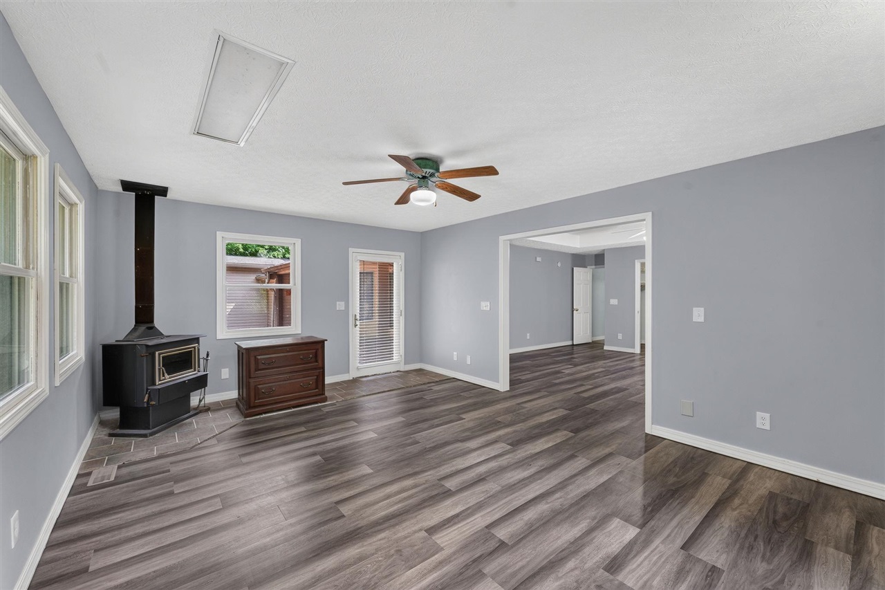 1314 Holland Brothers Road