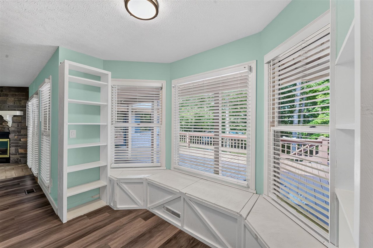 1314 Holland Brothers Road