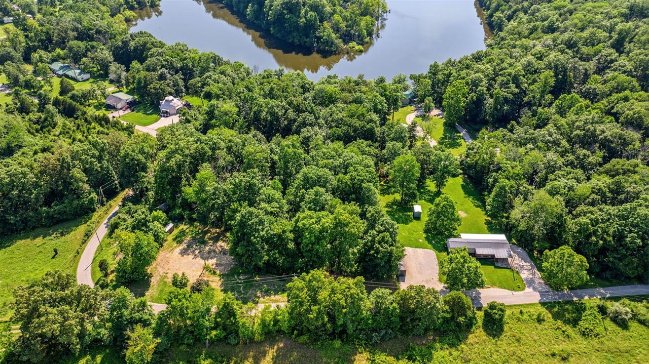 1221 Mercer Bend Road