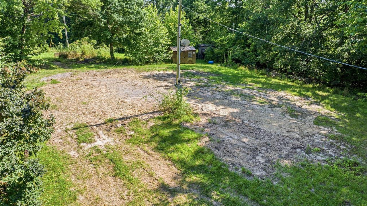 1221 Mercer Bend Road