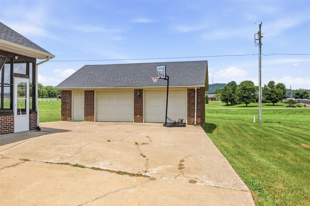 40 Buena Vista Estates