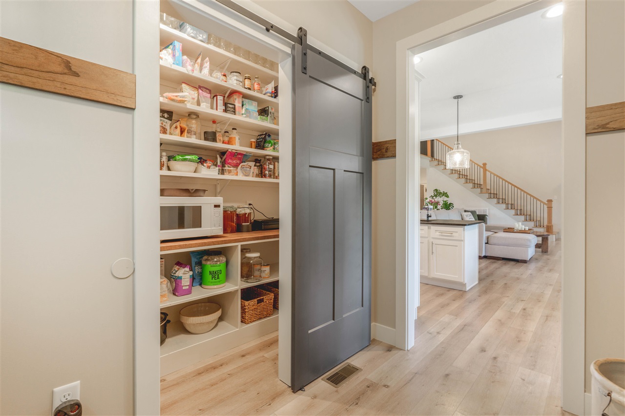 549 Oscar Raymer Road