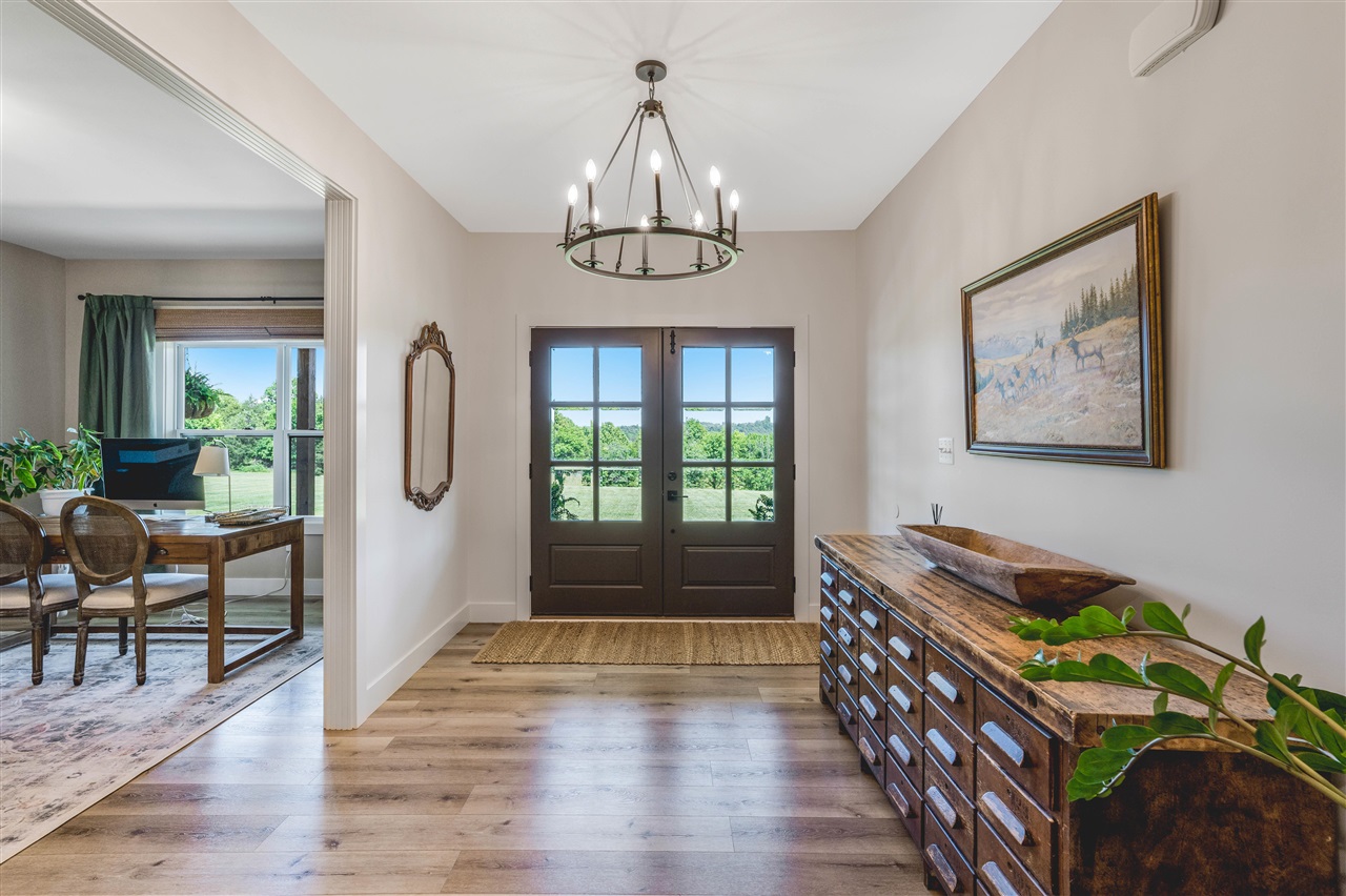 549 Oscar Raymer Road