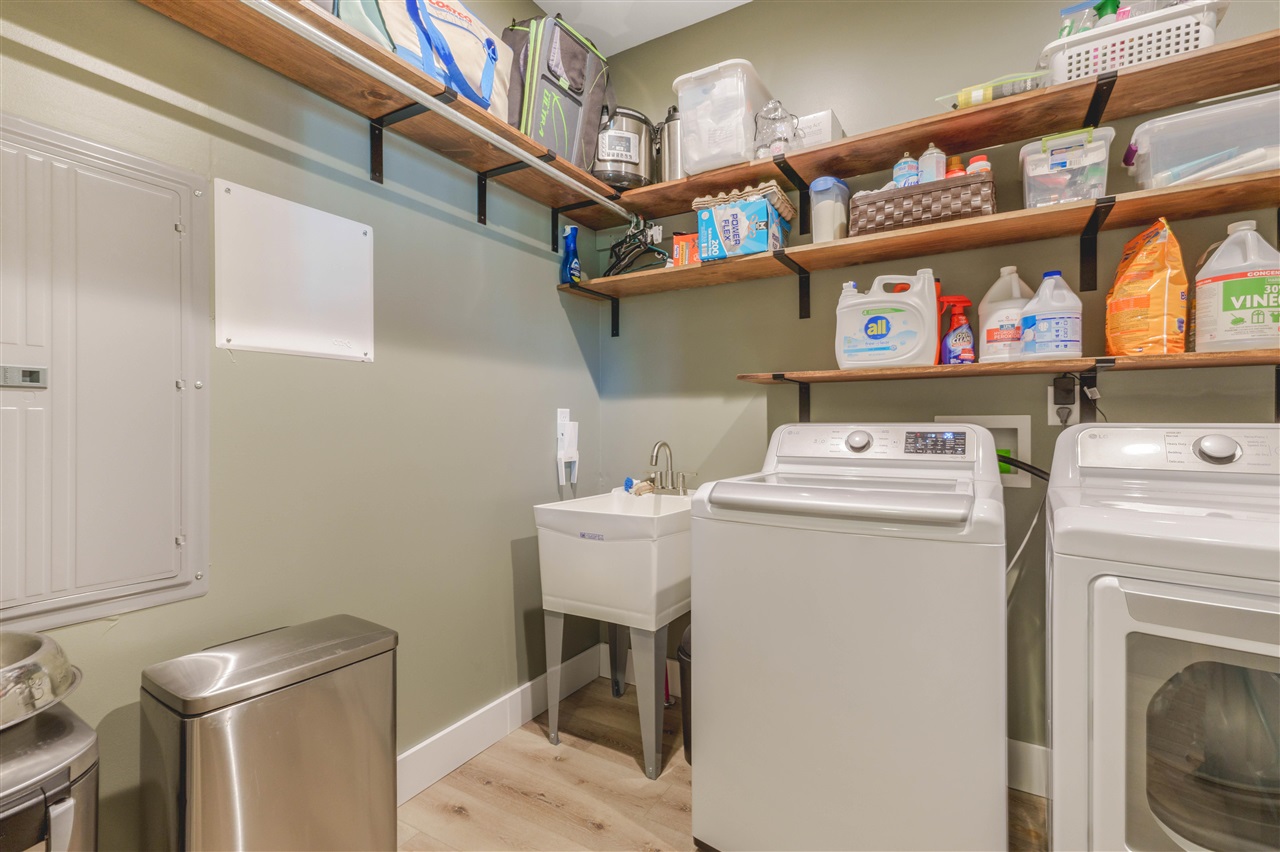 549 Oscar Raymer Road