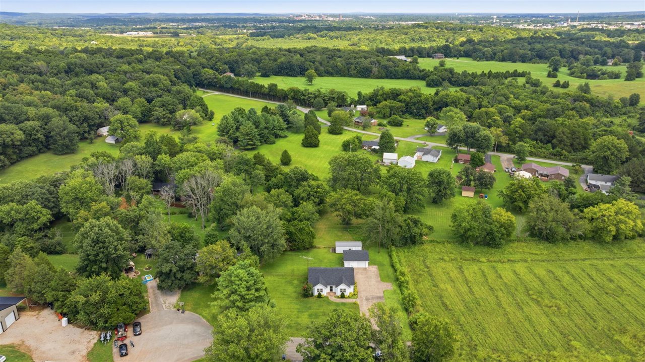 308 Quarry View Drive