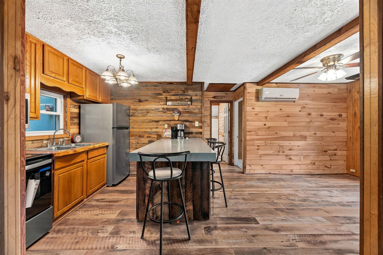265 S Cave Springs Road