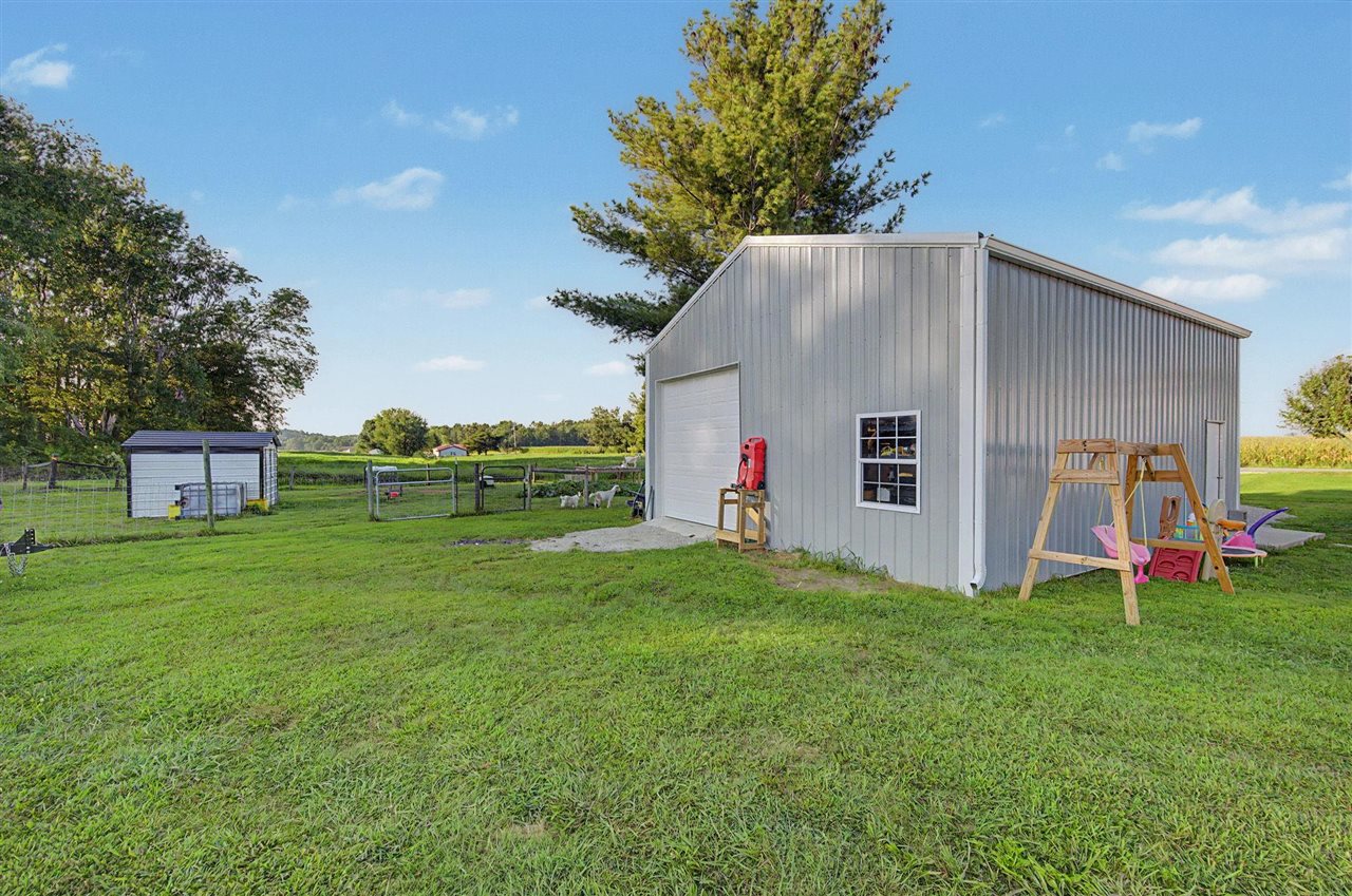 810 S Alexander Creek Road