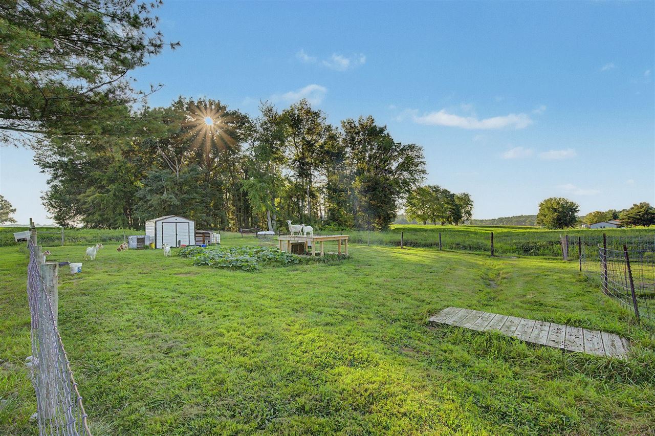 810 S Alexander Creek Road