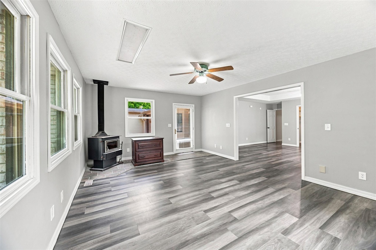 1314 Holland Brothers Road