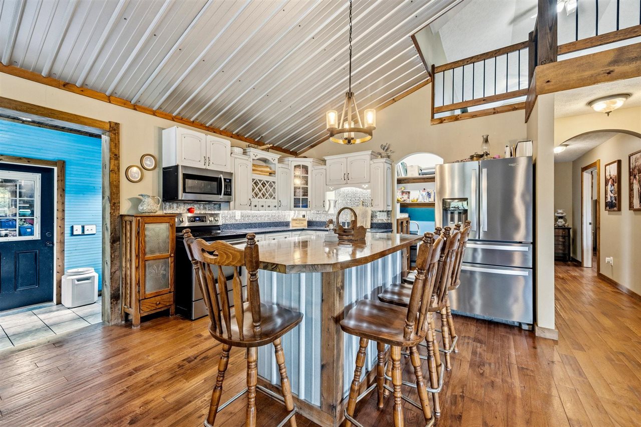 505 Brewster Road