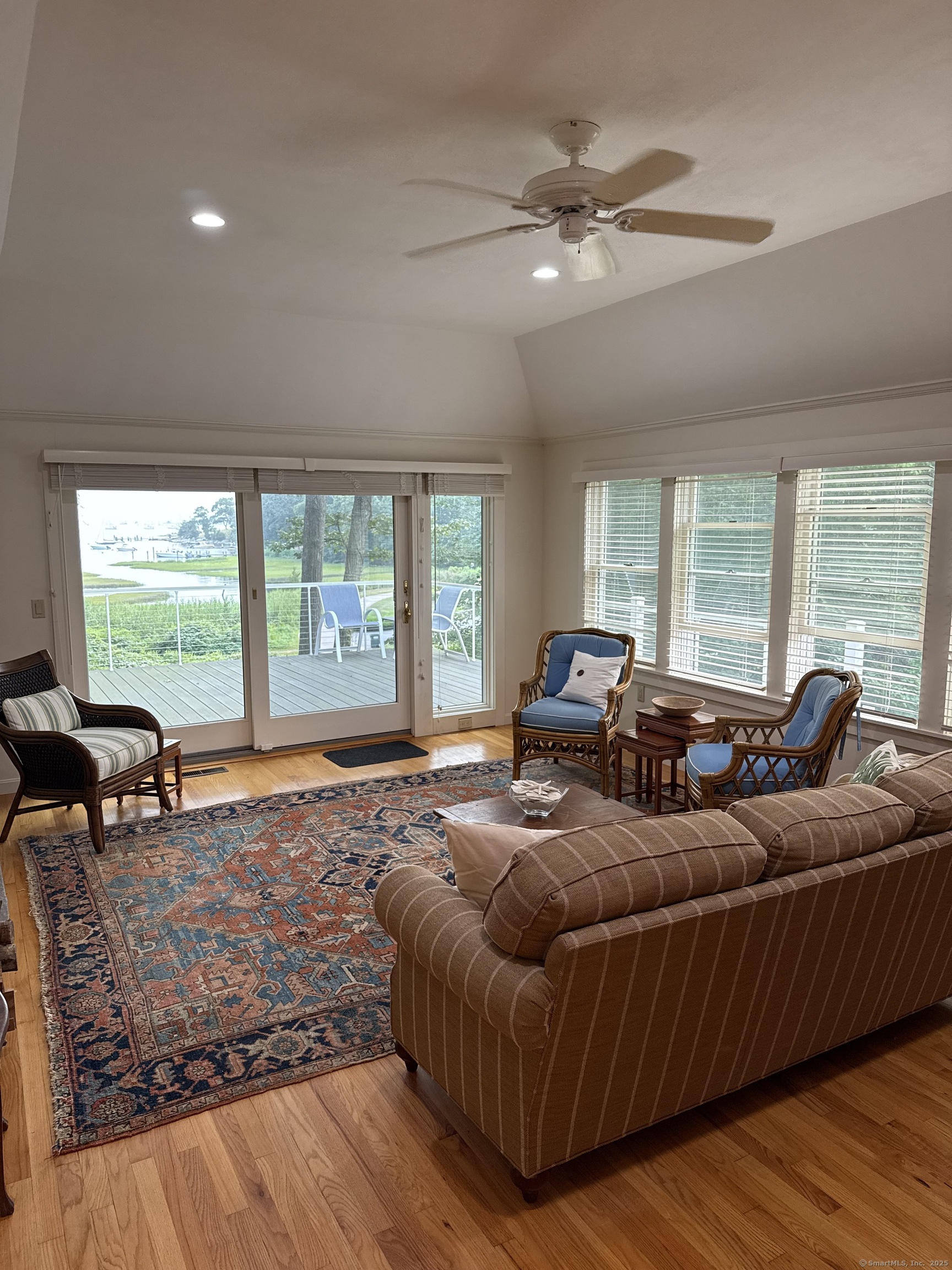 9 Money Point Road