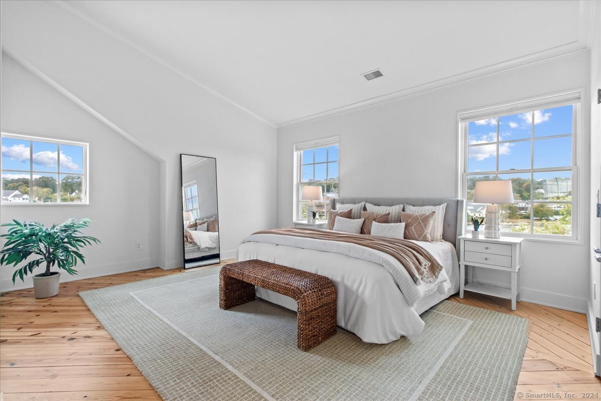 60 Willow Street 305