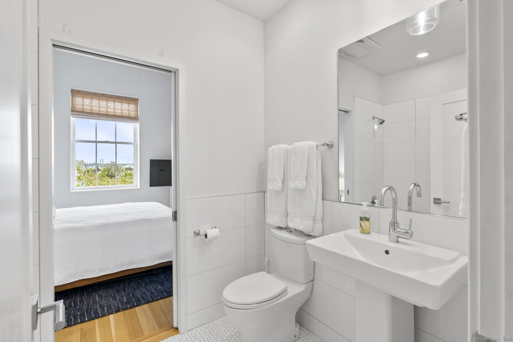 60 Willow Street 205