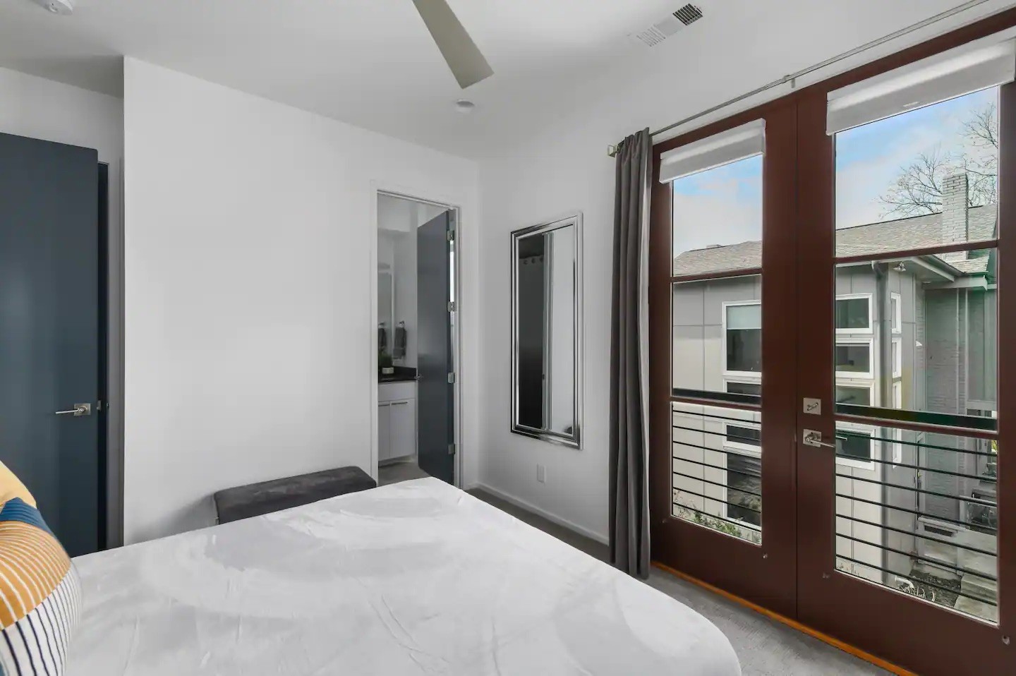 2216 Belmont Blvd Unit: C