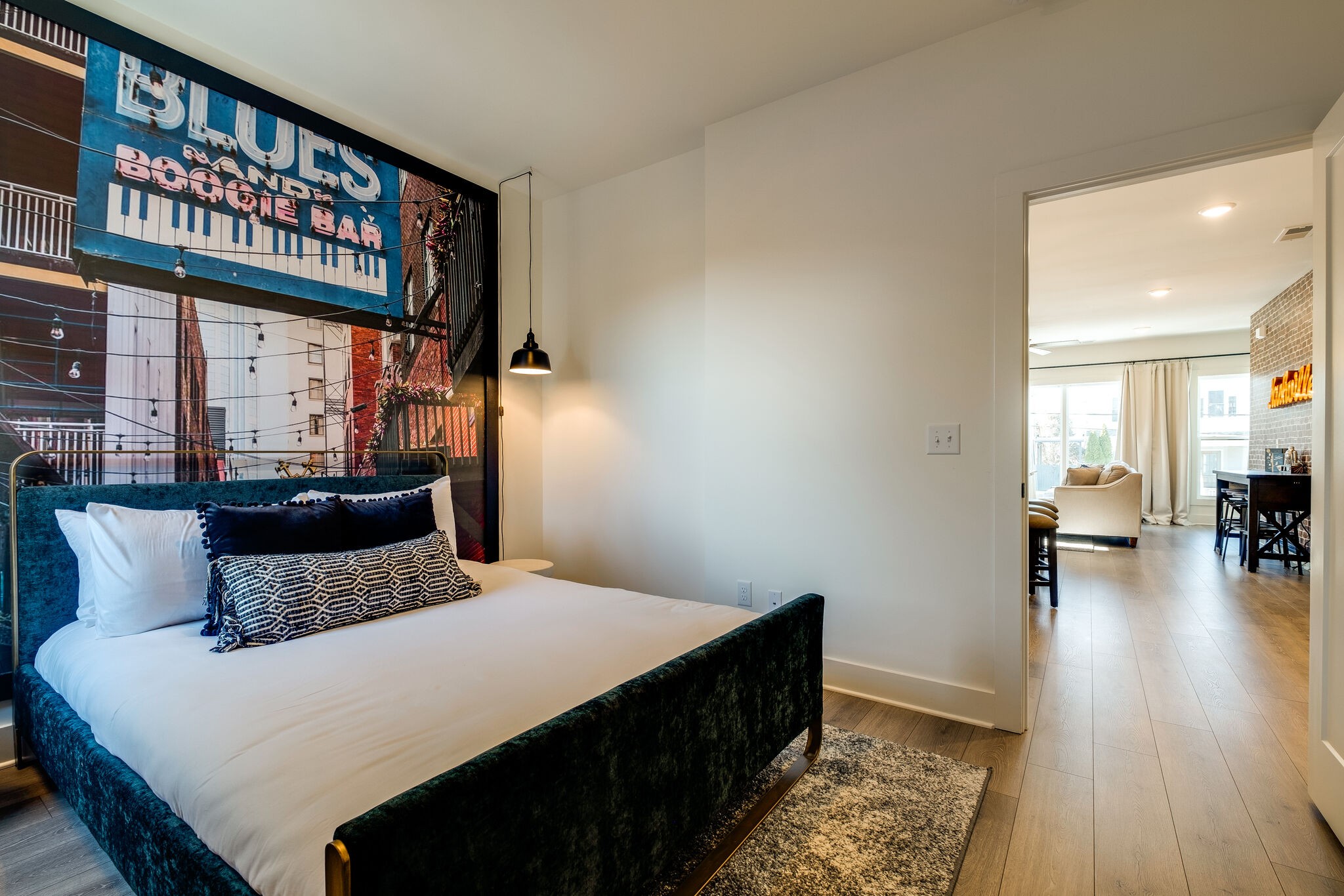 1519 Meridian St Unit: 1