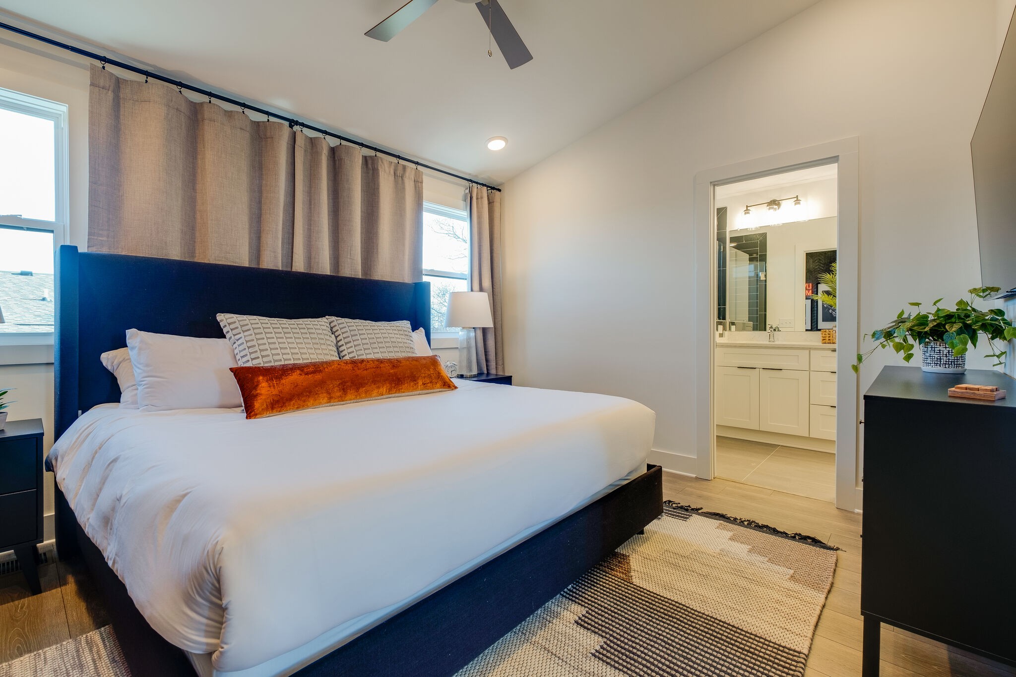 1519 Meridian St Unit: 1