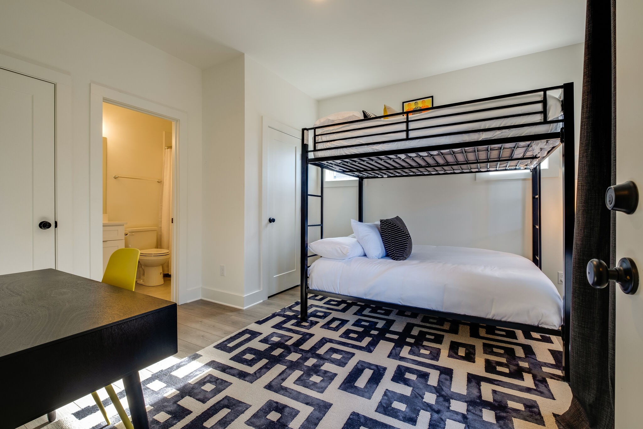 1519 Meridian St Unit: 1