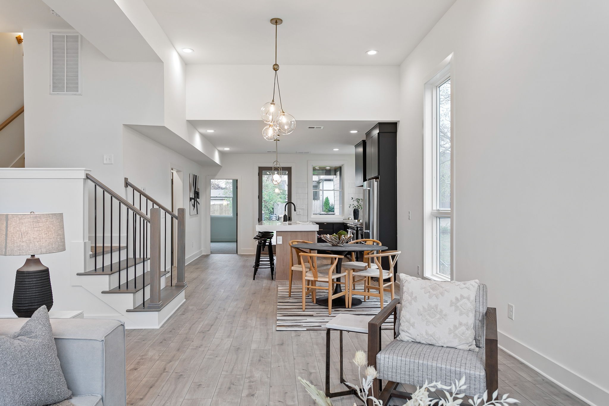 1009 Summit Ave