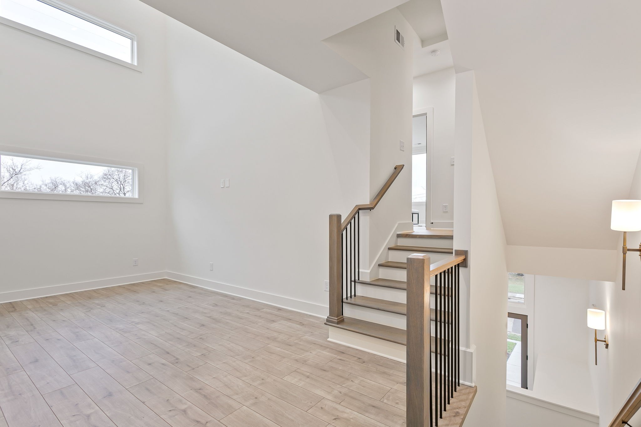 1009 Summit Ave