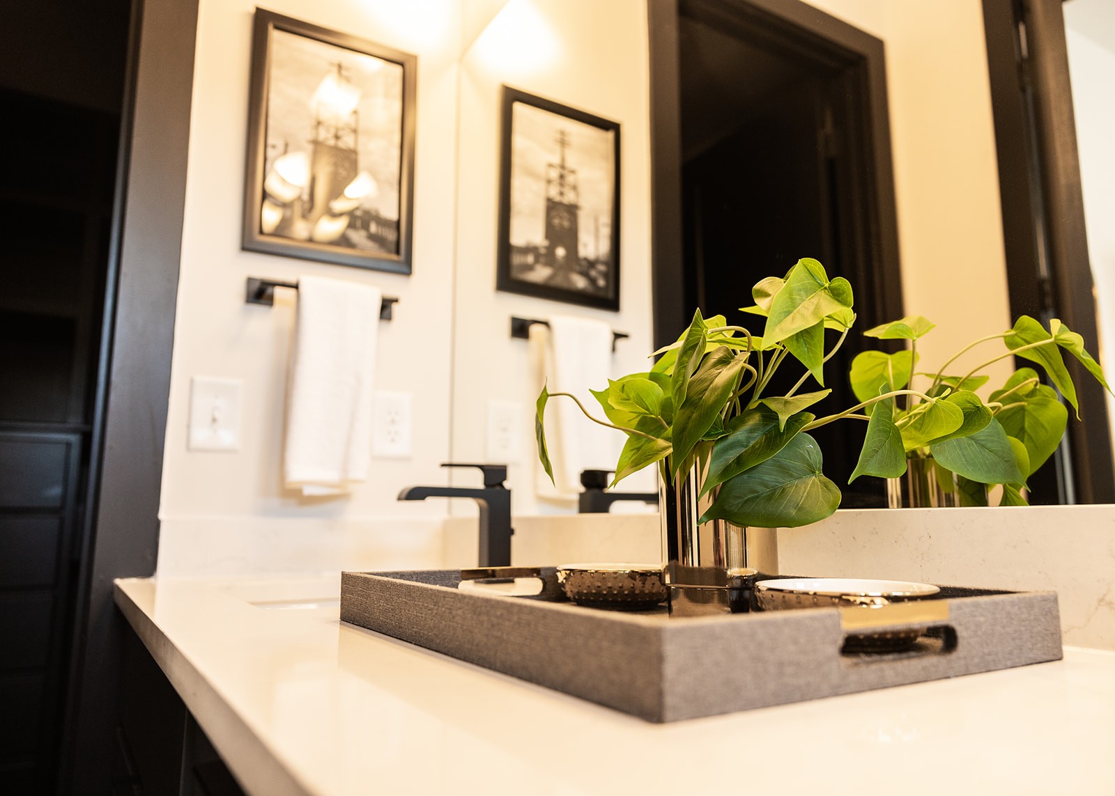 1037 Southside Ct Unit: 4