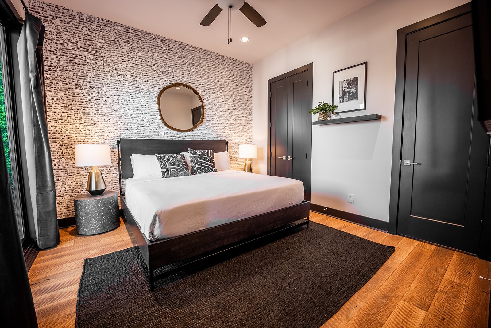 1037 Southside Ct Unit: 4