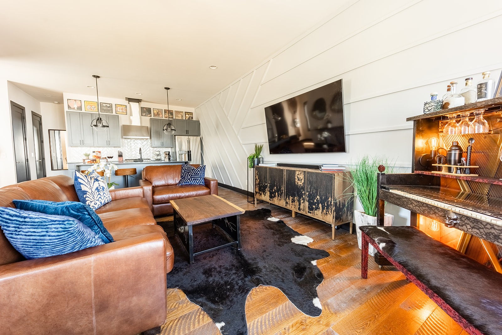 1037 Southside Ct Unit: 6