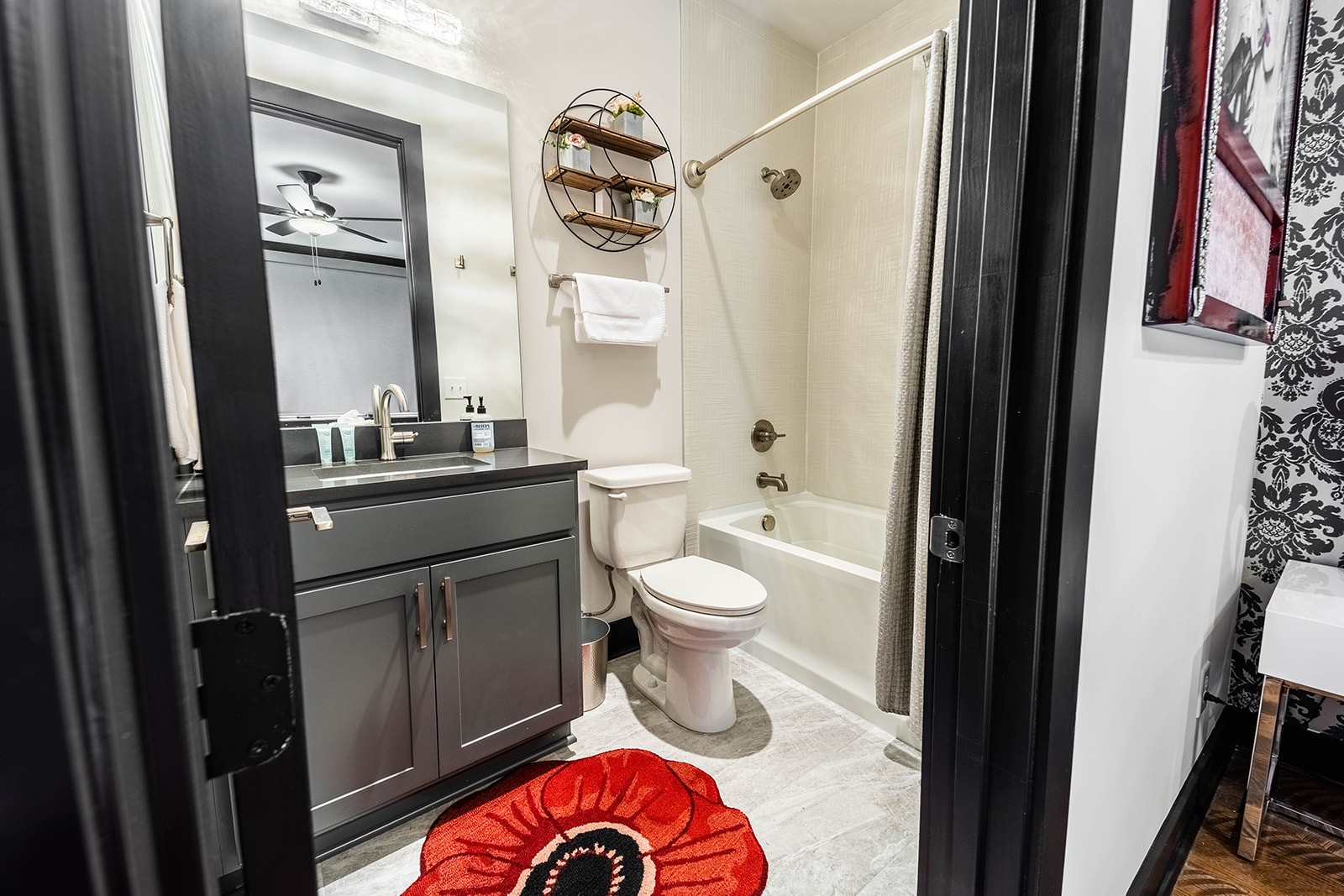 1037 Southside Ct Unit: 6