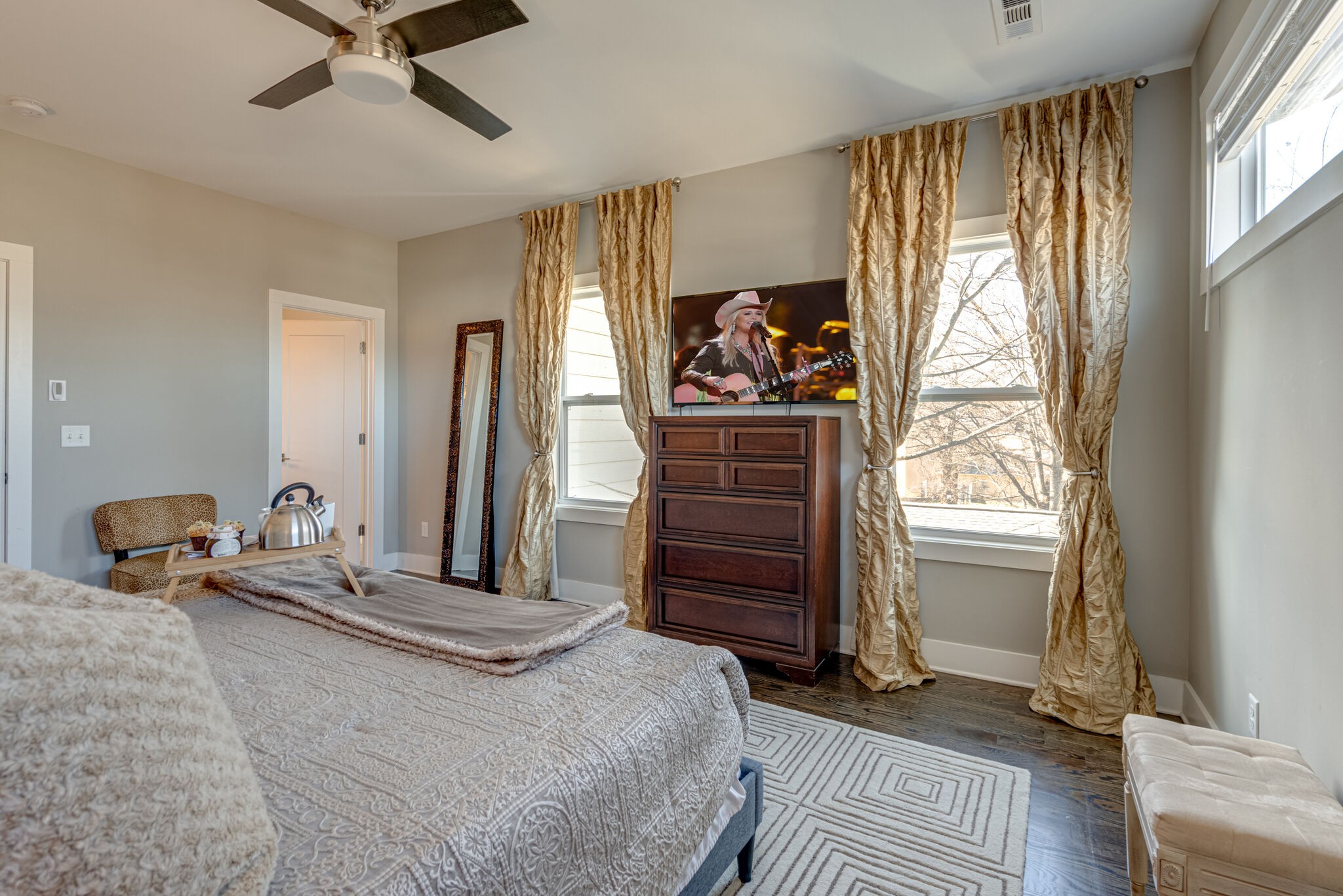 1410 Edgehill Ave Unit: B