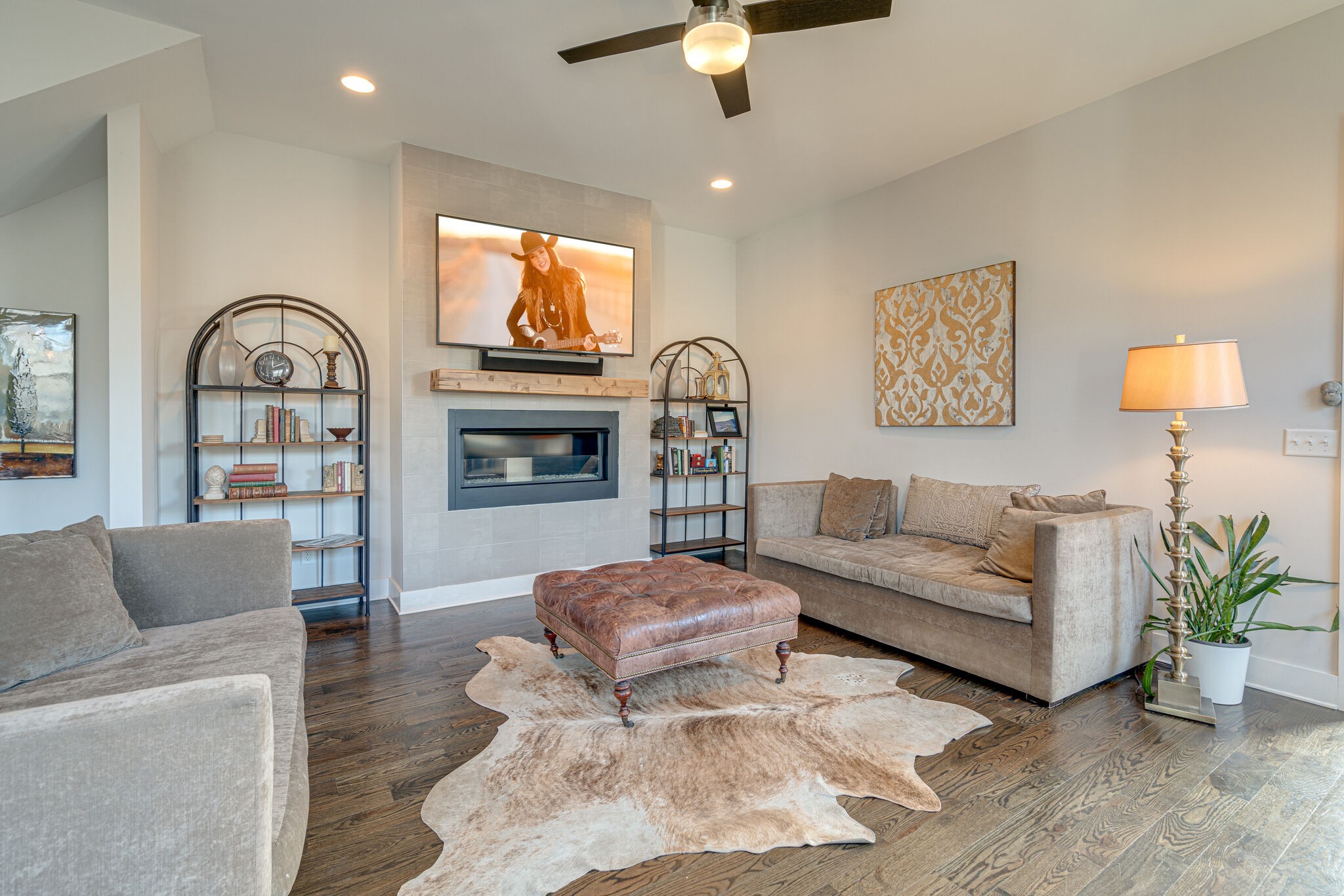 1410 Edgehill Ave Unit: B