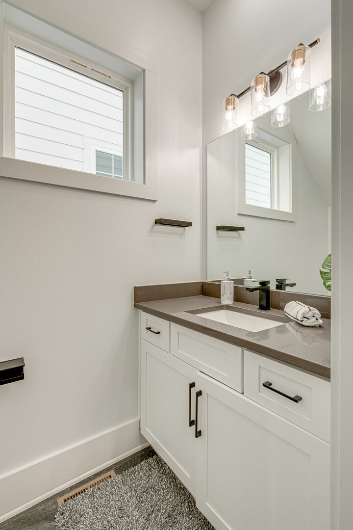521 Camden Dr Unit: B