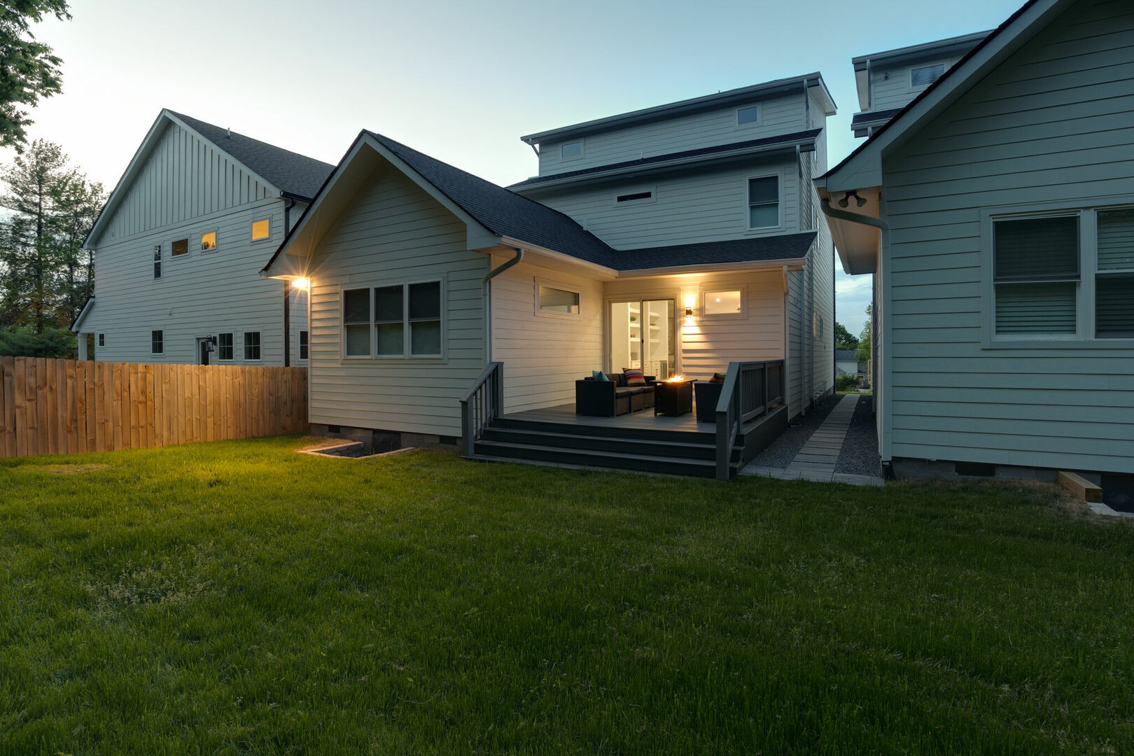 521 Camden Dr Unit: B