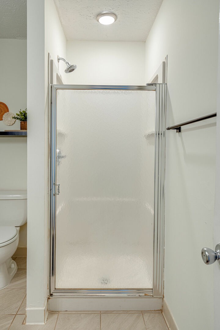 1808 State St Unit: 208