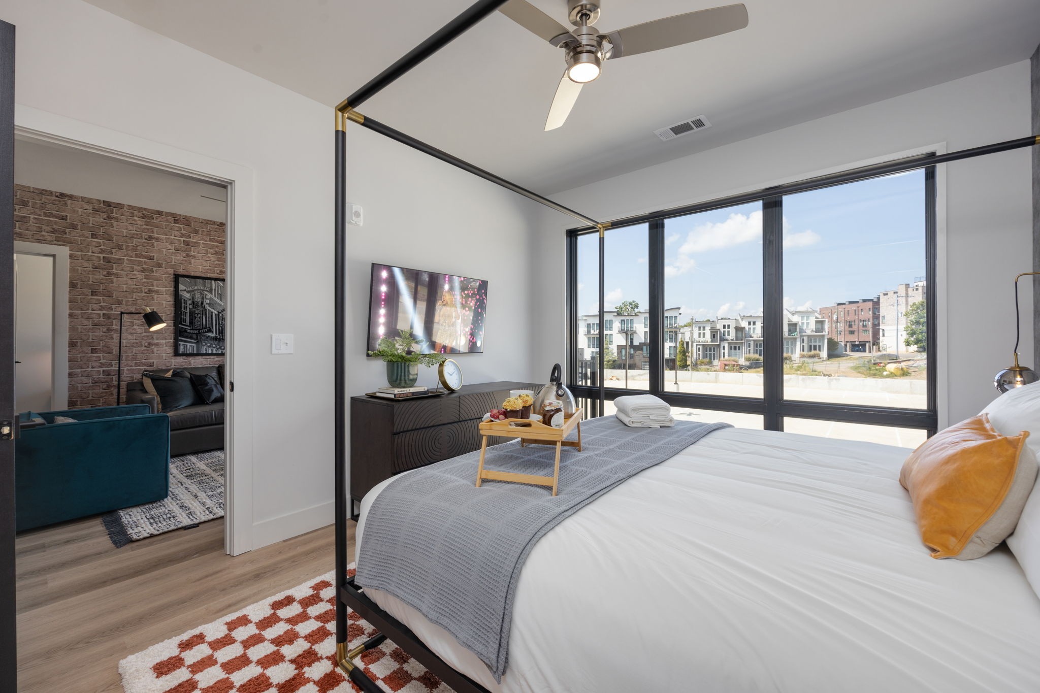 303 31st Ave, N Unit: 415
