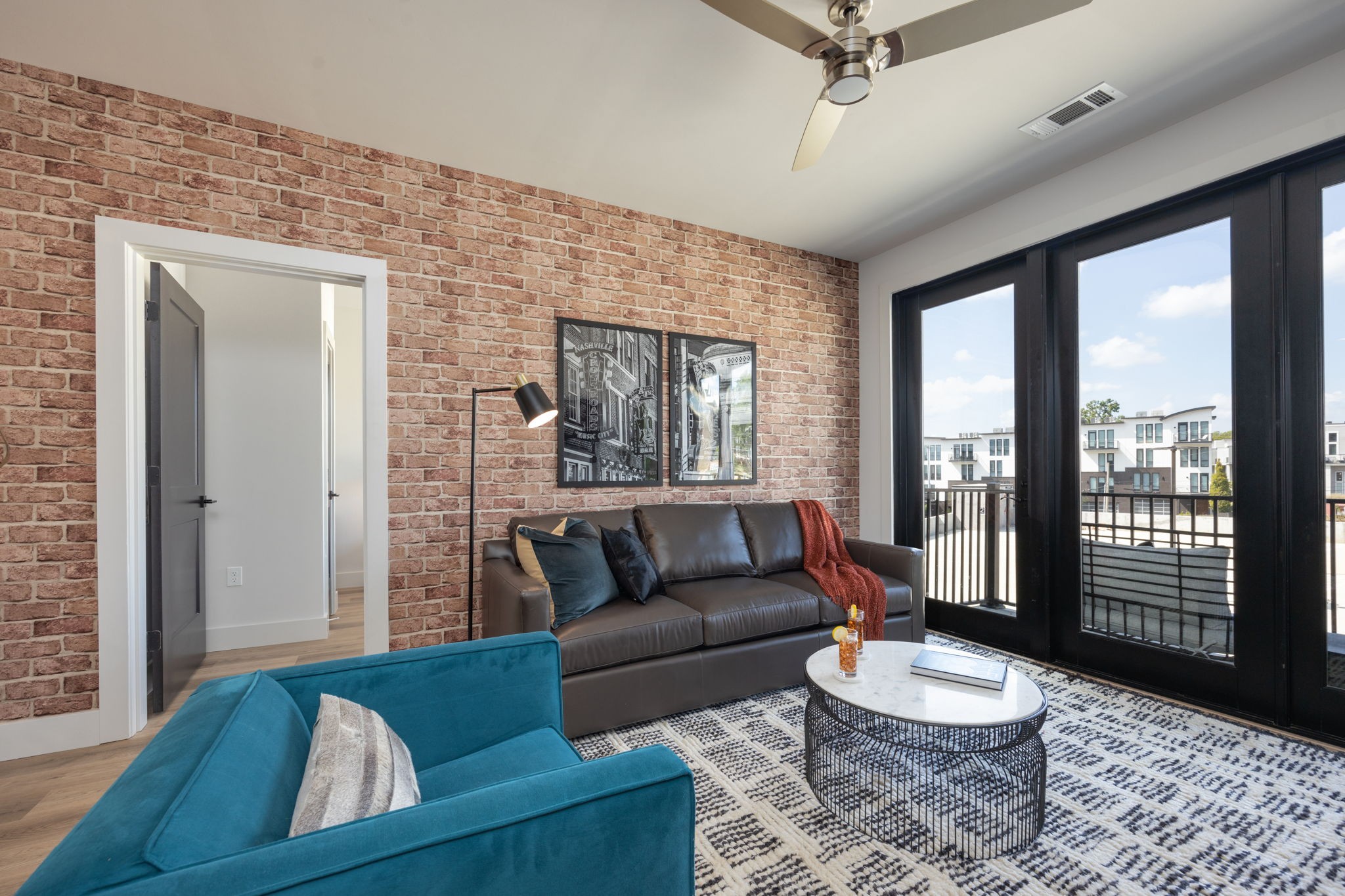 303 31st Ave, N Unit: 415