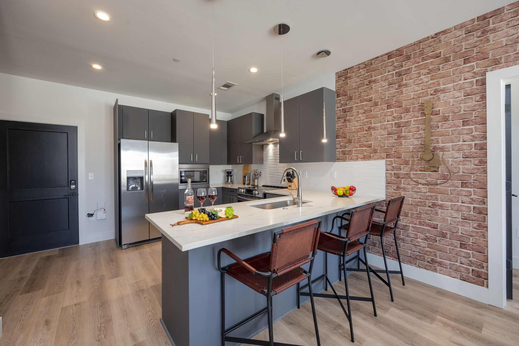 303 31st Ave, N Unit: 415