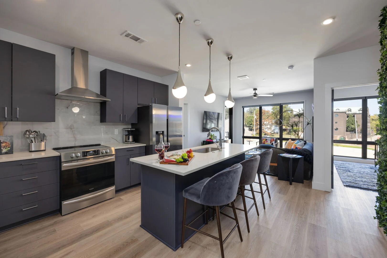 303 31st Ave, N Unit: 506