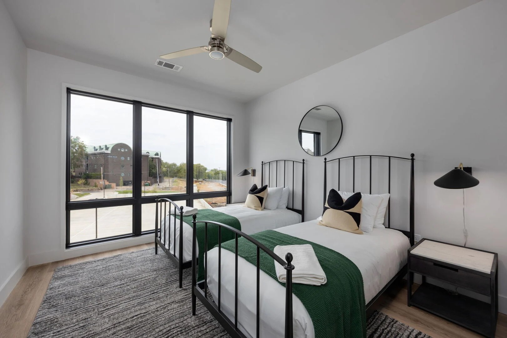 303 31st Ave, N Unit: 504