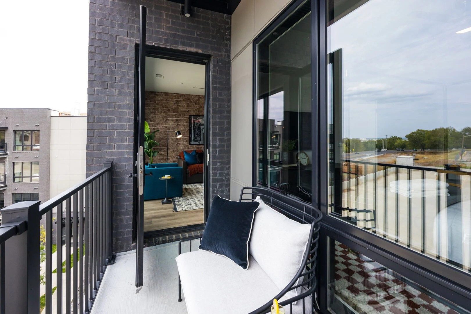 303 31st Ave, N Unit: 504