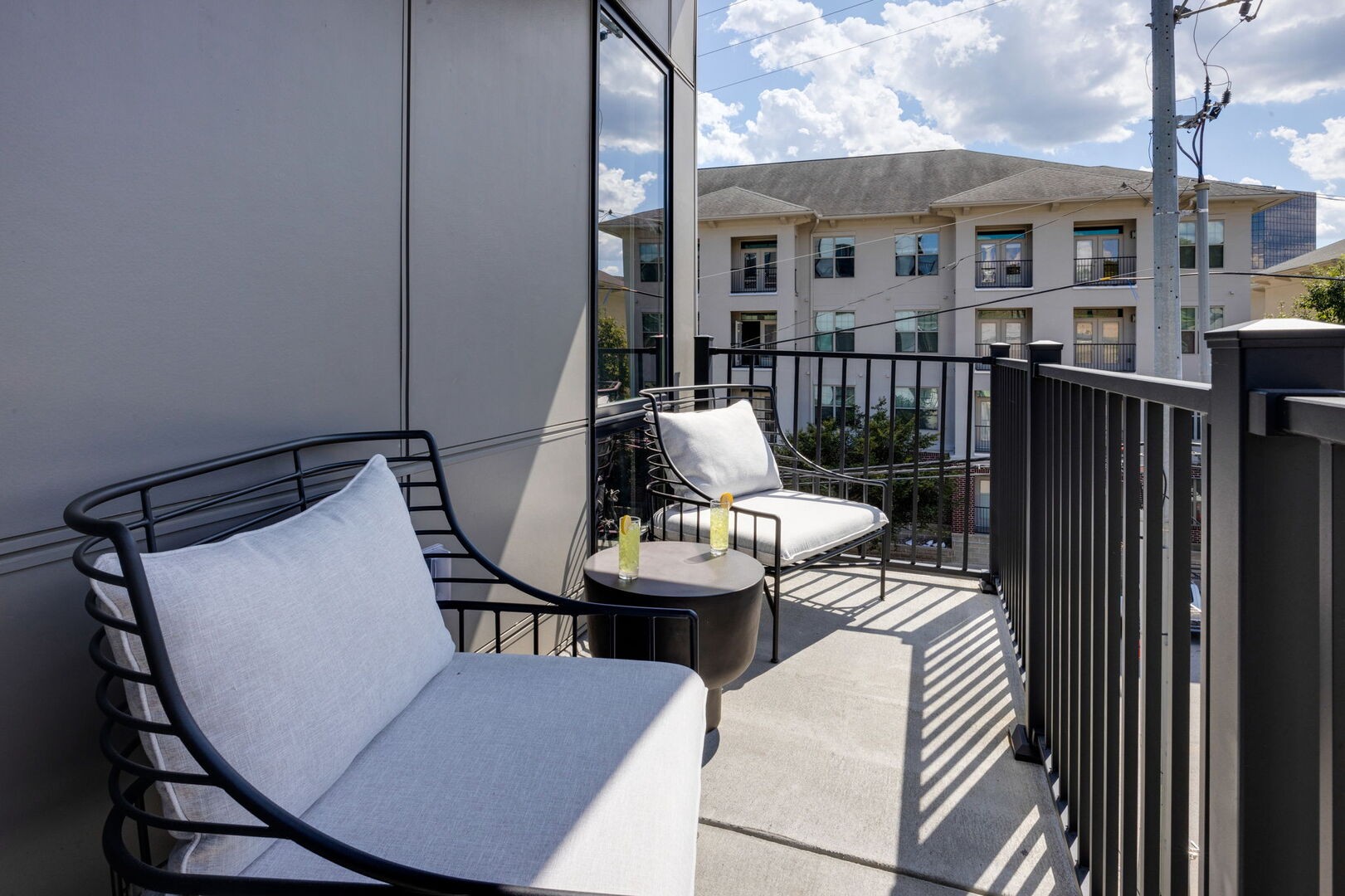 303 31st Ave, N Unit: 301