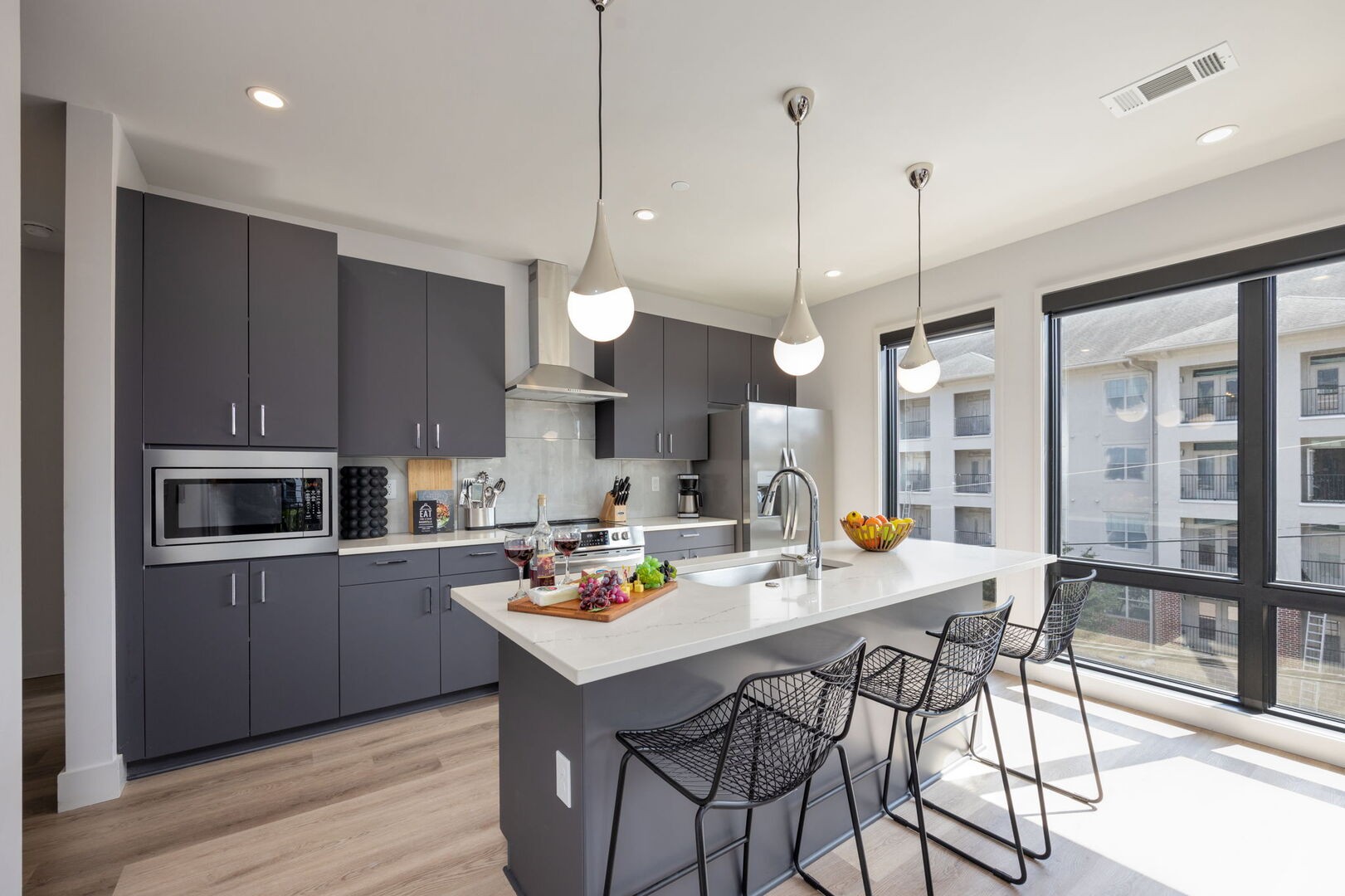 303 31st Ave, N Unit: 301