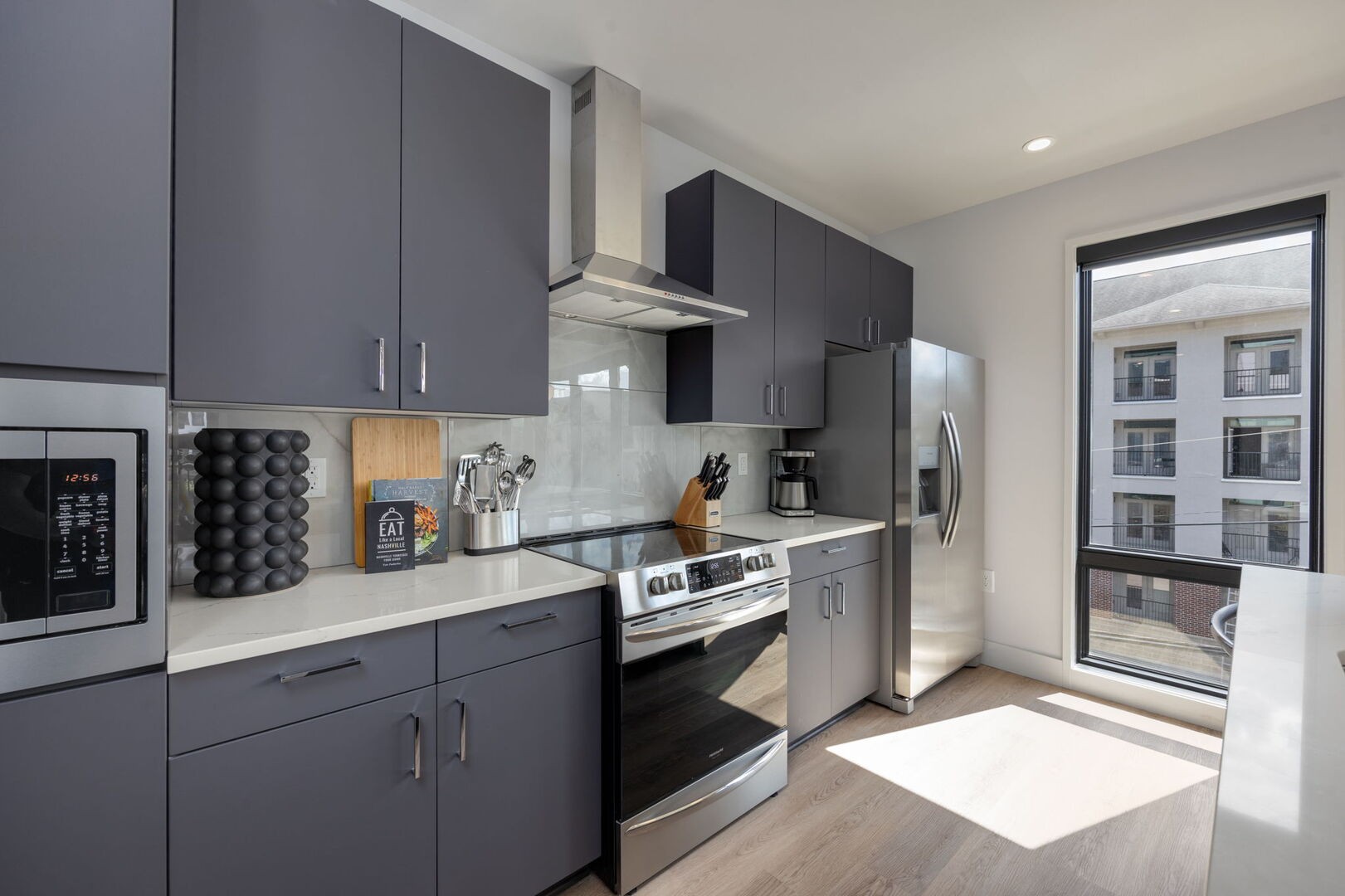 303 31st Ave, N Unit: 301