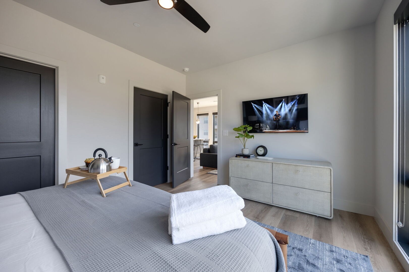 303 31st Ave, N Unit: 301