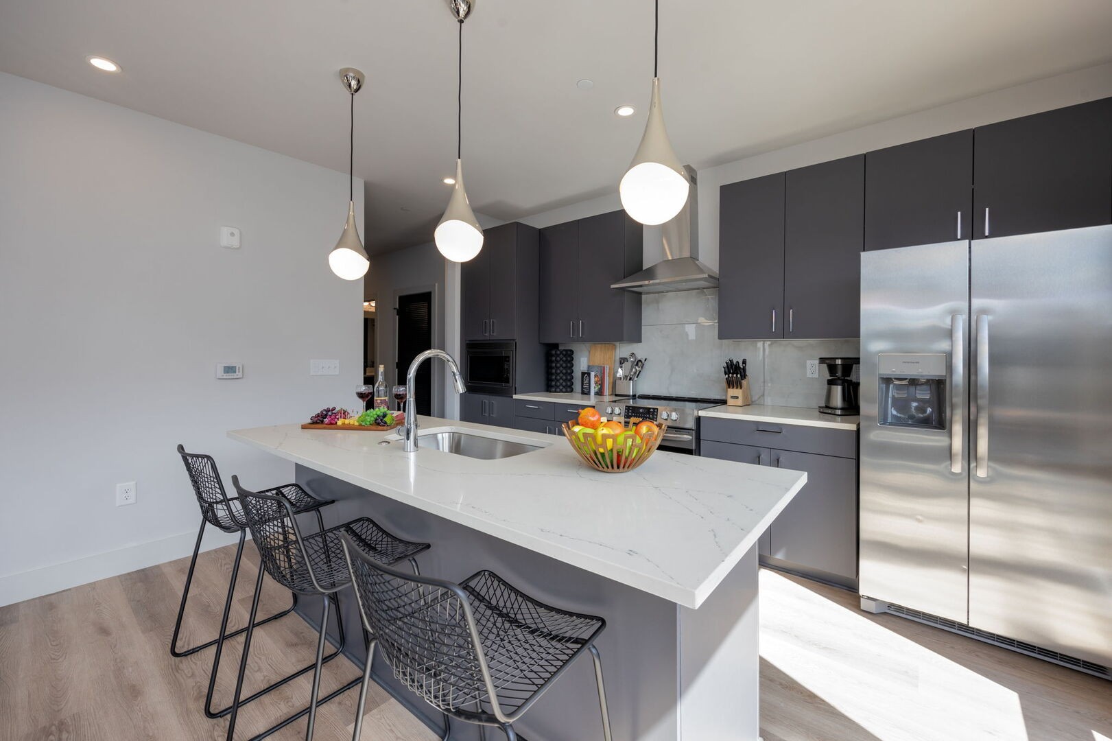 303 31st Ave, N Unit: 301