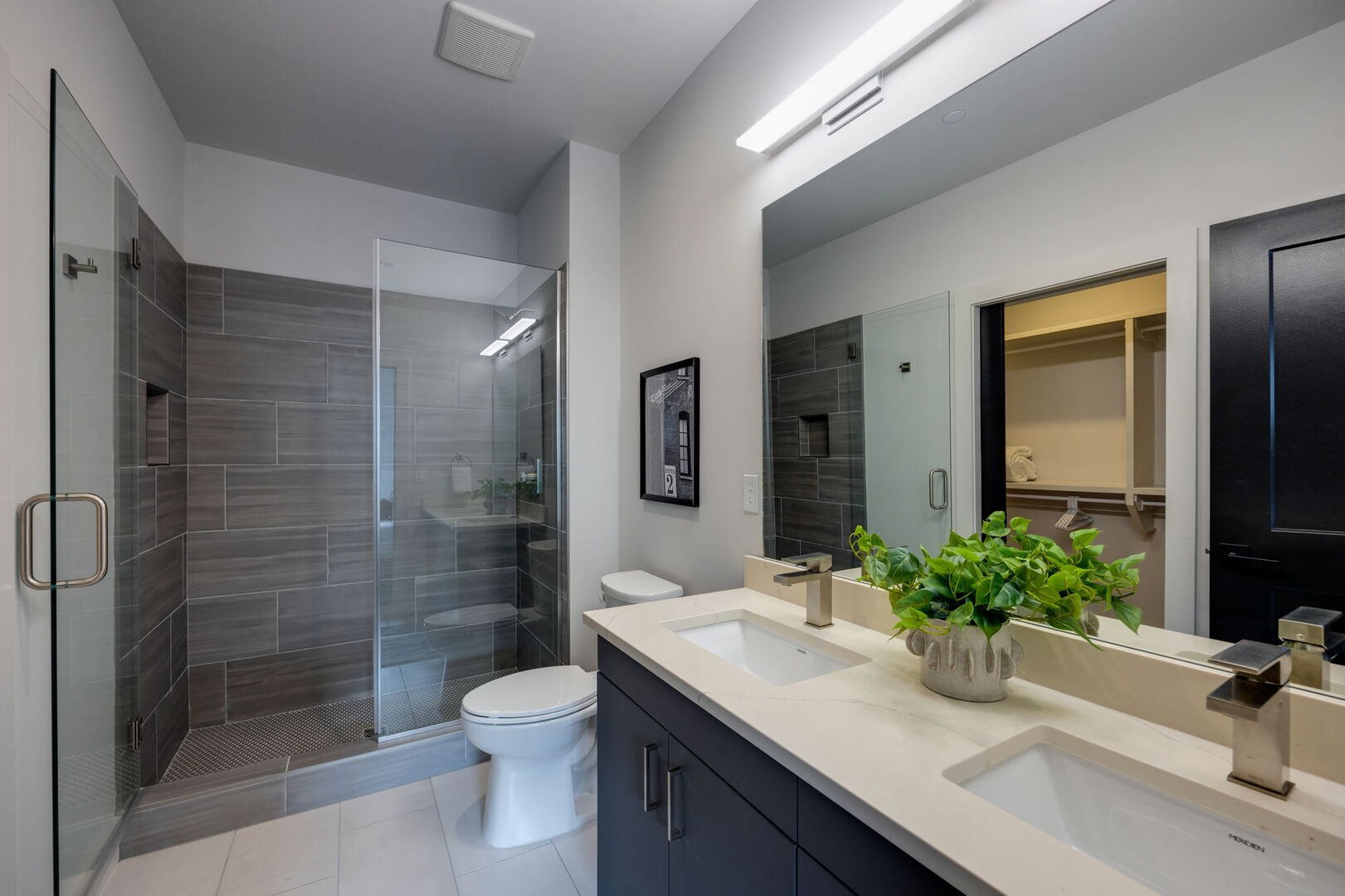 303 31st Ave, N Unit: 303