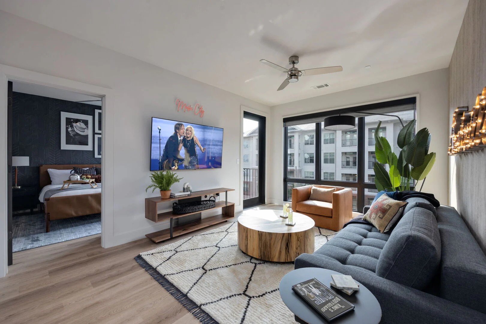 303 31st Ave, N Unit: 303